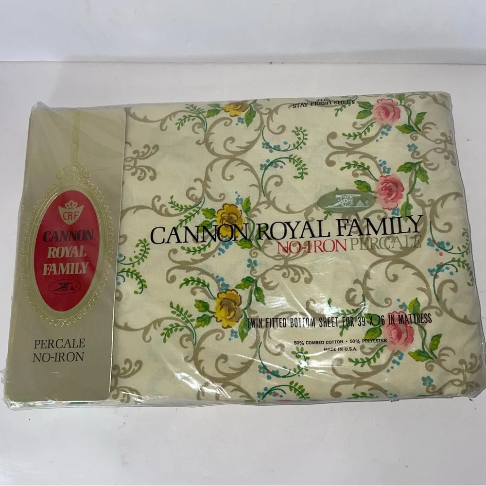 Vintage Cannon Royal Family Twin Fitted Sheet Floral Charleston No-Iron Percale